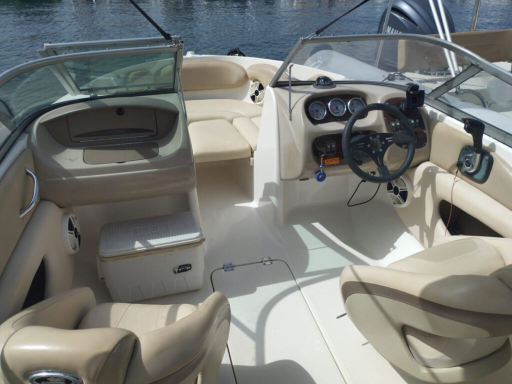 Location - bateau - chaparral 190 SSI - Ibiza