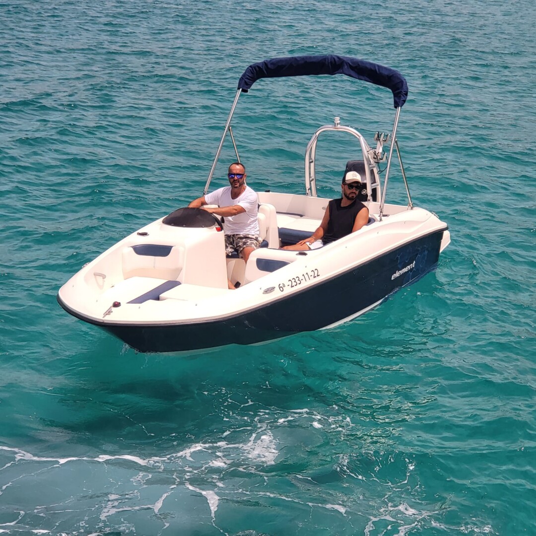 Location - bateau - element bayliner - San Antonio - Ibiza