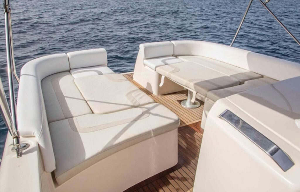Location de bateau mano marine à Ibiza (4)