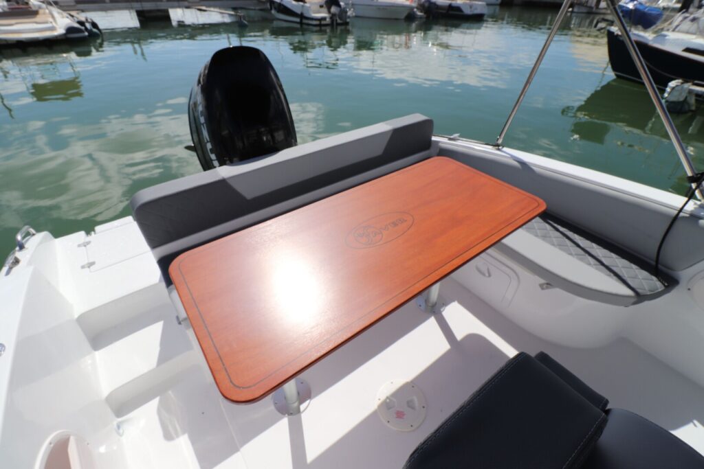 Location de bateau saver 660 wa à Ibiza (15)