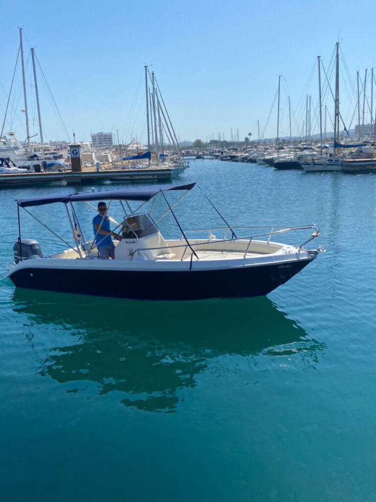 Location - bateau - motora freestyle 21 - Ibiza