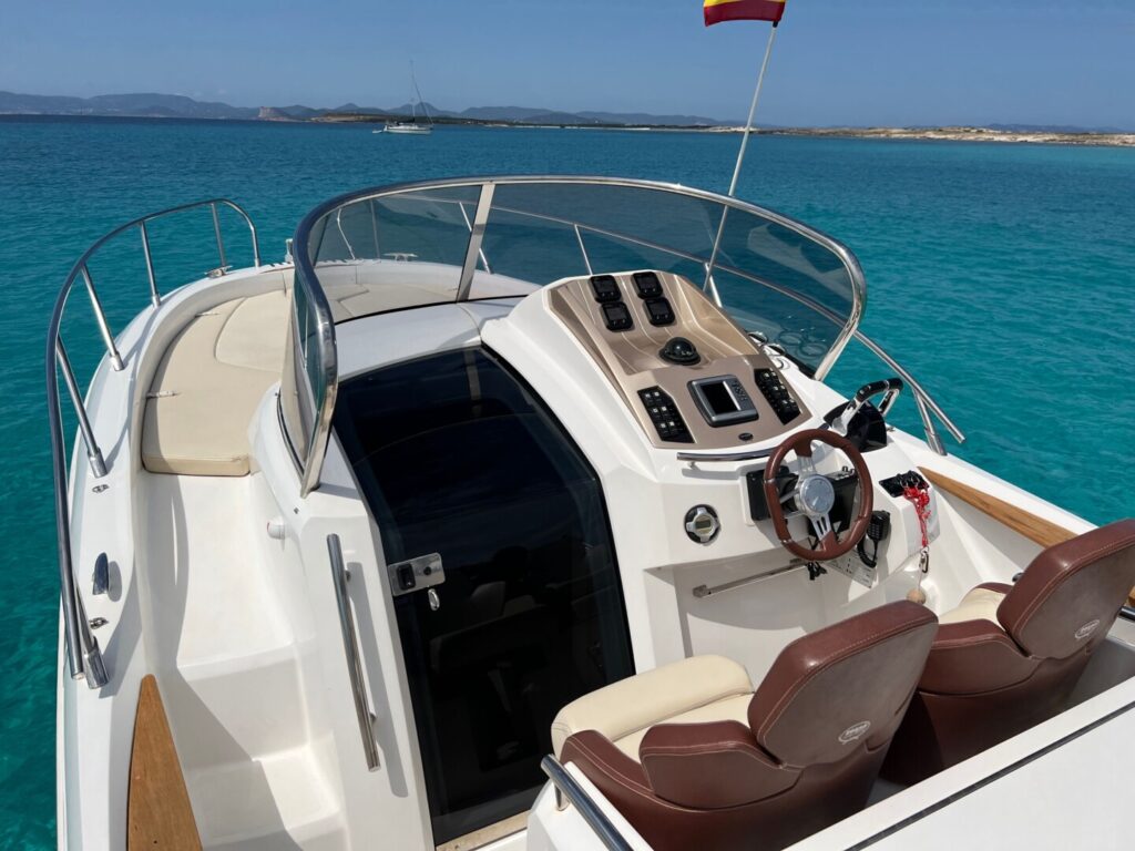 Location de bateau sessa key largo 30 à Ibiza (3)