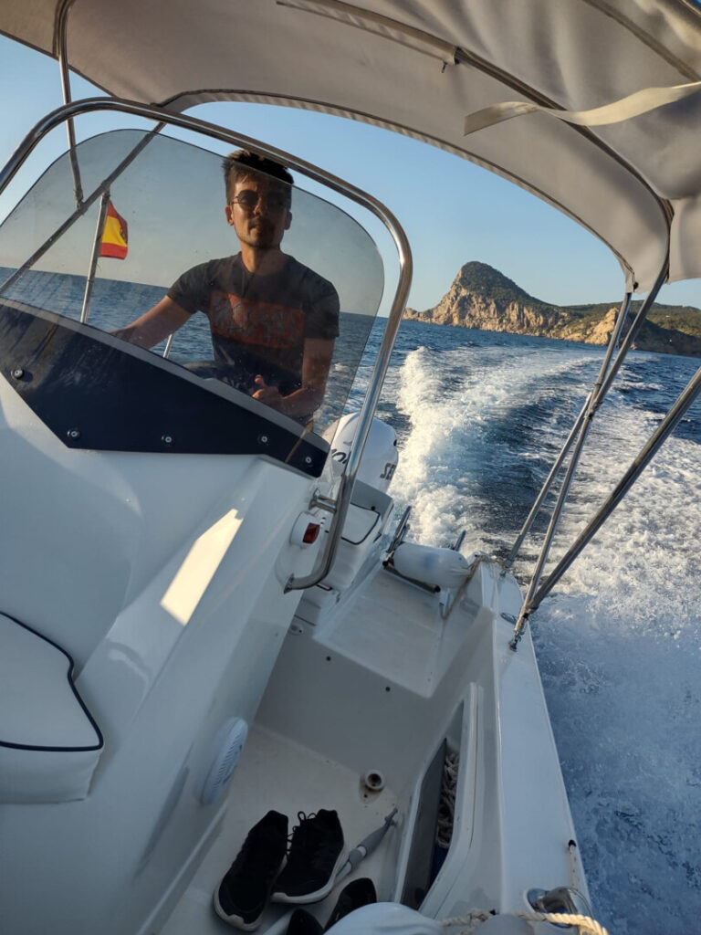 Location - bateau - trimarchi 57 s pro - Ibiza