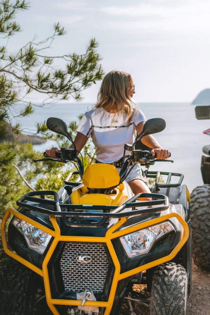 Solo quad tour in Ibiza – rider with mountain and sea view