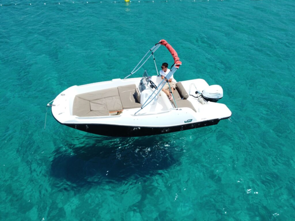 location-bateau-sans-permis-v-2-ibiza-4